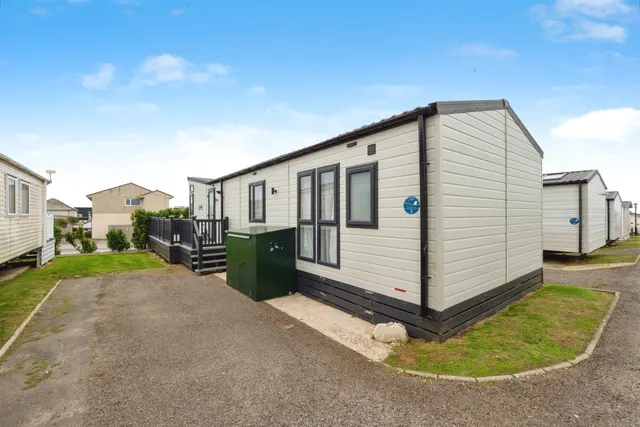 Portland Road, Weymouth, DT4, photo 1