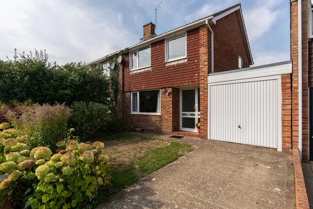 Bolle Road, Alton, GU34, photo 1