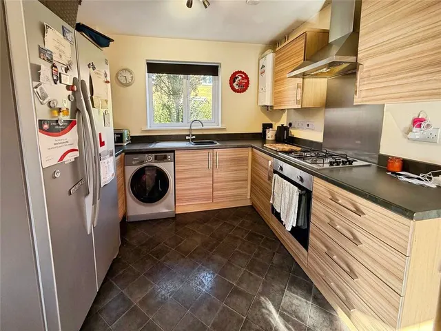 Honeysuckle Road, Witham St. Hughs, LN6, photo 2