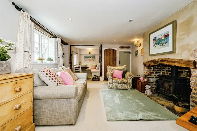 Bakers Arms Hill, Arundel, BN18, photo 3