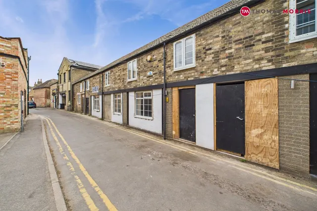 Free Church Passage, St. Ives, PE27, photo 2
