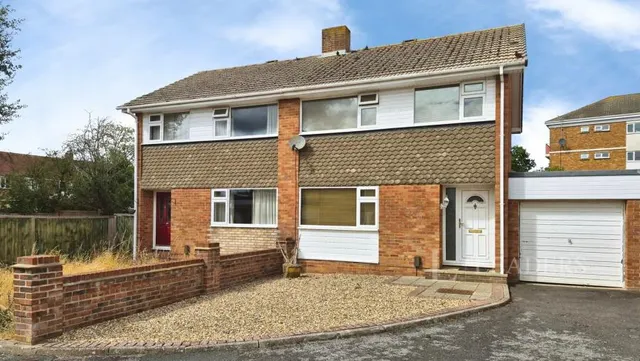 Neptune Road, Fareham, PO15, photo 2