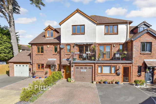 Westhill Road, Shanklin, PO37, photo 1