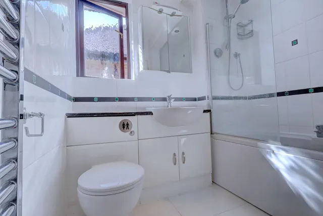 Lacey Drive, High Wycombe, HP14, photo 3