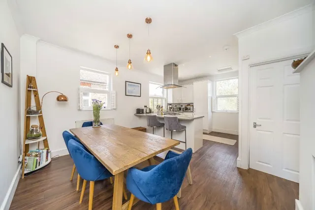 Tranmere Road, SW18, photo 3