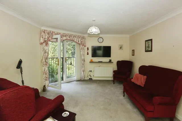 Winchester Road, Chandler's Ford, SO53, photo 3