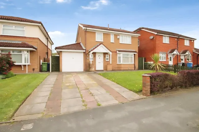 Barlow Road, Altrincham, WA14, photo 1