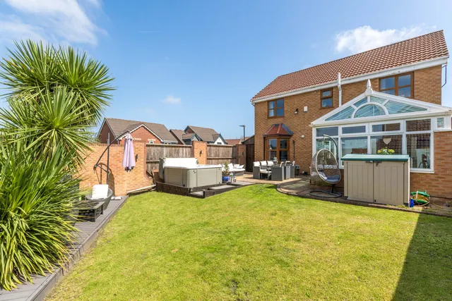 Heathland, Upholland, WN8, photo 2