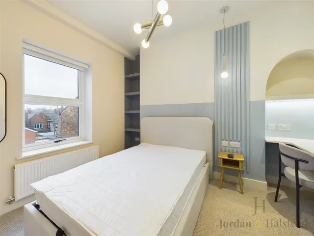 Photo 2 — Grosvenor Place, Chester, Cheshire, CH1 2DE
