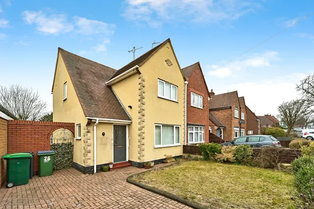 Westminster Road, West Bromwich, photo 1