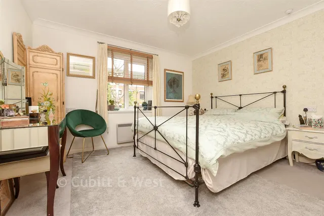 Reigate Hill, Reigate, RH2, photo 3