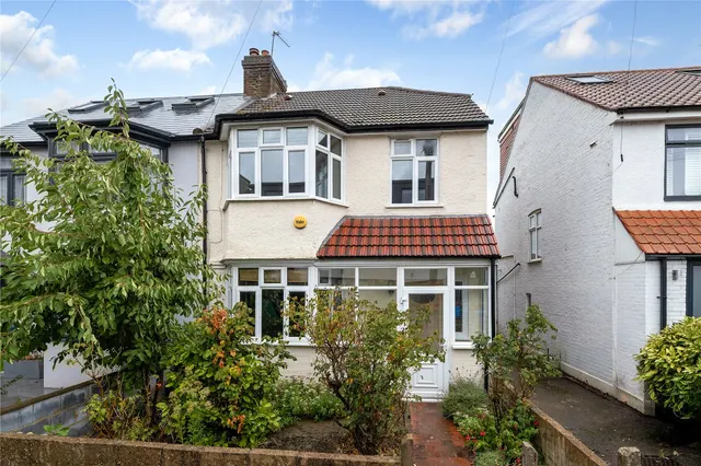 Manor Grove, Richmond, TW9, photo 1