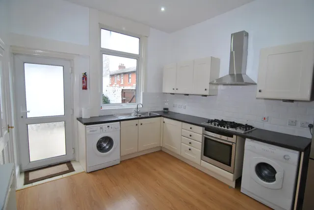 Francis Street, Ashton on Ribble, PR2, photo 3