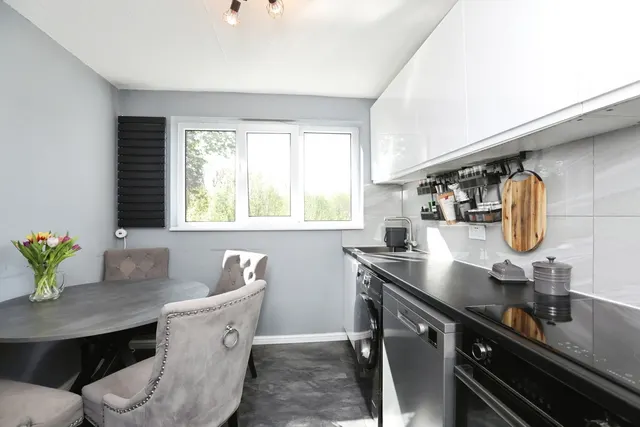 Photo 3 — Roseholme, MAIDSTONE, Kent, ME16