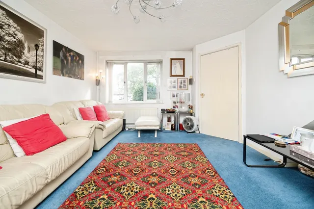 Steven Drive, Bilston, WV14, photo 2