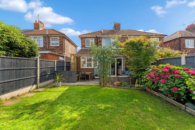 Photo 2 — St. Annes Road, Widnes, Widnes, WA8 6RB