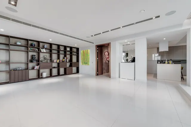 Pan Peninsula Square, London, E14, photo 1