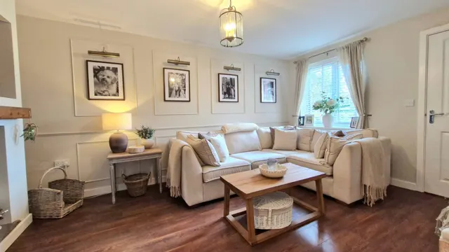 Photo 3 — Jubilee Drive, MARKET DEEPING, Peterborough, PE6