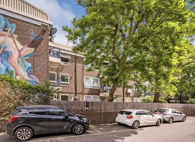 Abbott Road, Canary Wharf, E14, photo 1