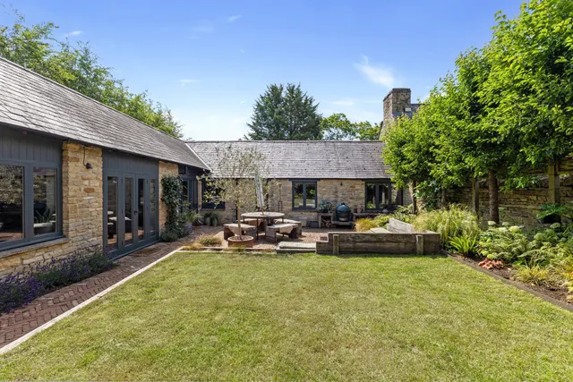 Manor Barns, Idbury, The Cotswolds, Oxfordshire, photo 1