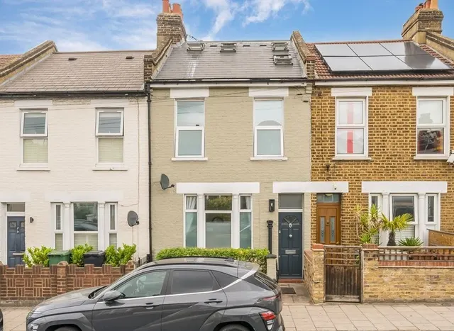 Eardley Road, Streatham Common, SW16, photo 1