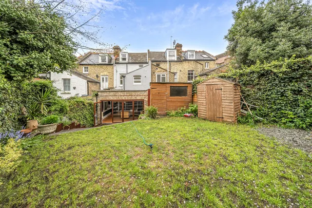 Photo 3 — Edison Road, Crouch End, London, N8