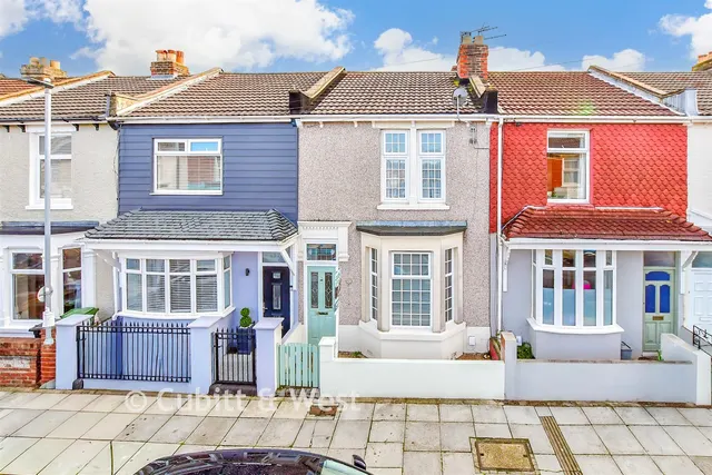 Catisfield Road, Southsea, PO4, photo 1