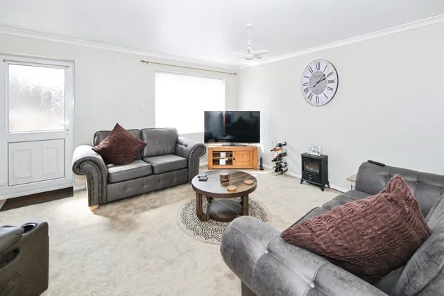 Photo 2 — Elmore Close, Fordbridge, Birmingham, West Midlands, B37