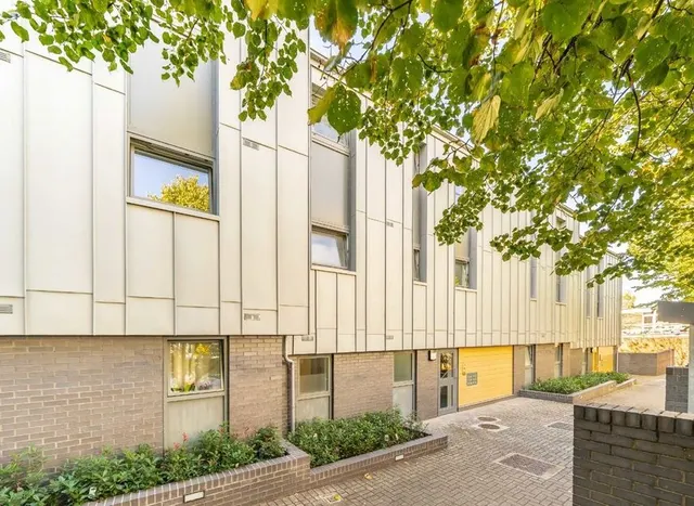 Wharncliffe Mews, Clapham South, SW4, photo 1