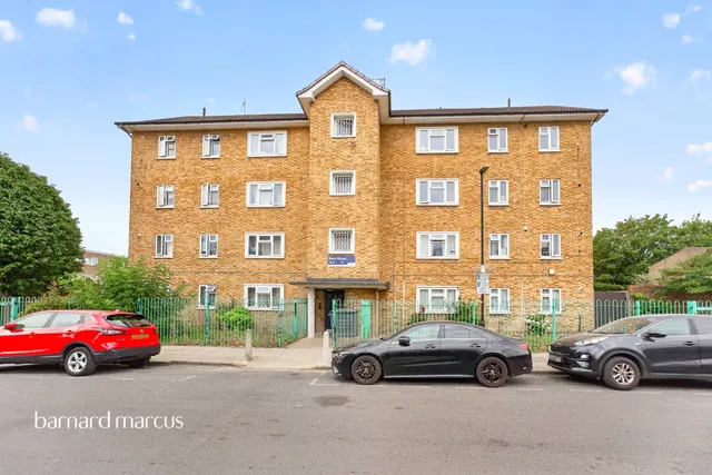 Orchard Place, London, N17, photo 1