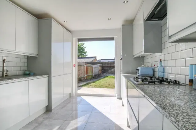 St. Nicholas Road, London, SE18, photo 1