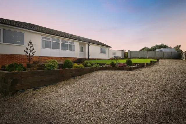 Keats Avenue, Sutton-In-Ashfield, NG17, photo 2