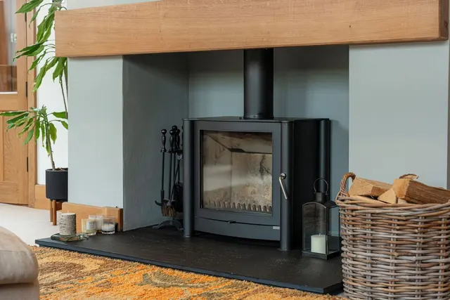 Mays Green, Cobham, KT11, photo 3