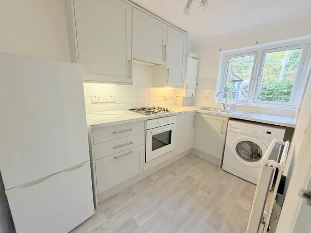 Catalina Drive, BH15, photo 3