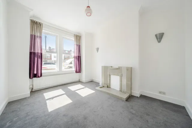 Photo 2 — Blandford Road, Beckenham, BR3