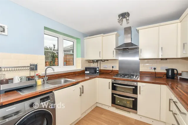 Farmers Way, Ashford, TN23, photo 2