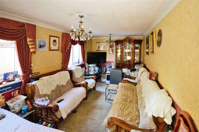 Blaydon Road, Wolverhampton, WV9, photo 3