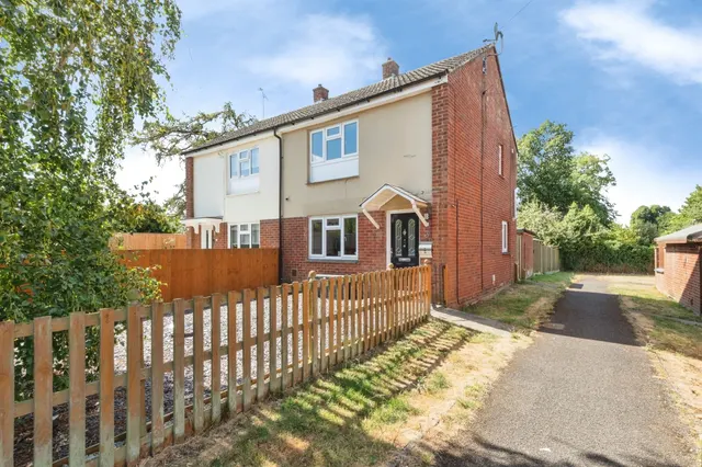 Grenville Road, Buckingham, photo 1