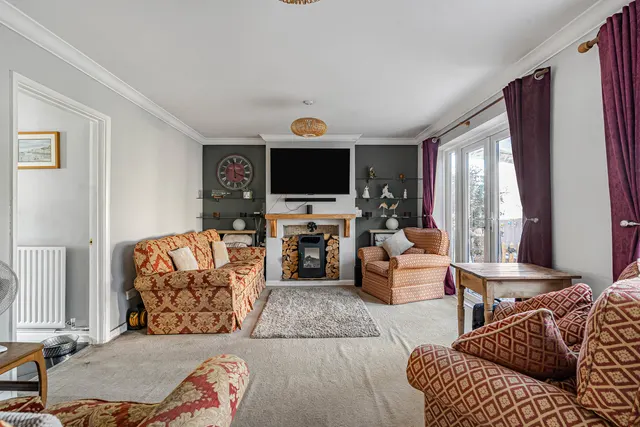 Highclere Road, Aldershot, GU12, photo 2
