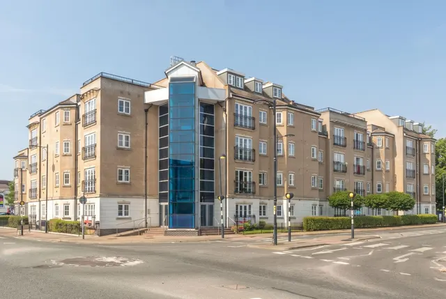 Lake Street, Leighton Buzzard, LU7, photo 1