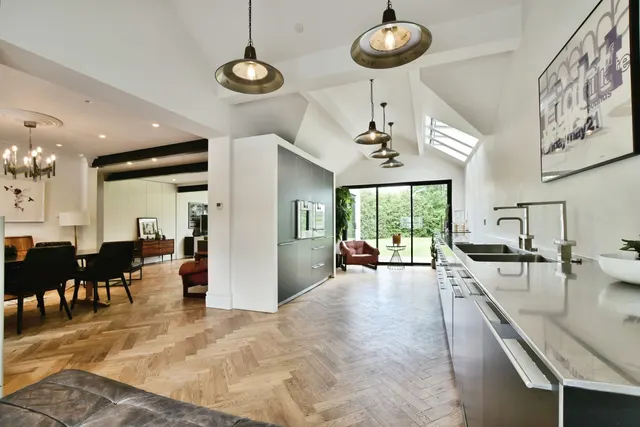 Photo 2 — Browns Lane, Wilmslow