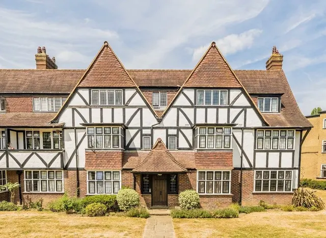Links Road, Acton, W3, photo 1