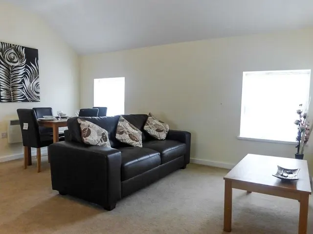 Windway Road, Cardiff, CF5, photo 2