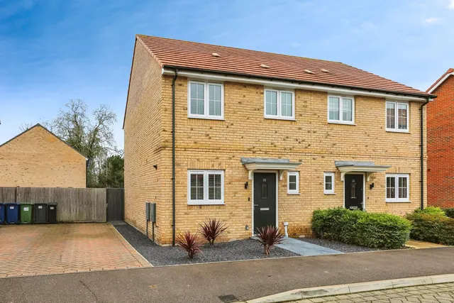 Badger Way, Huntingdon, photo 1