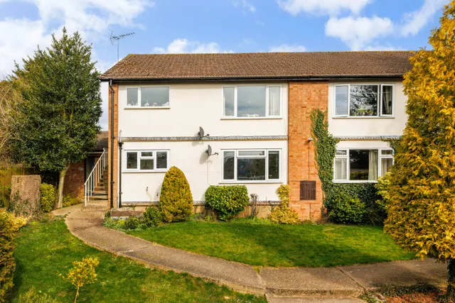 Hill Close, Harpenden, AL5, photo 1