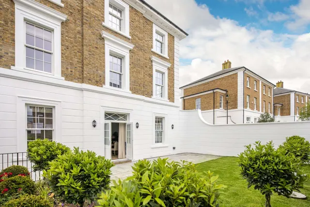 Photo 3 — Empyrean, Peninsula View & Halstock Place, Halstock Street, Poundbury, Dorchester, DT1 3FW