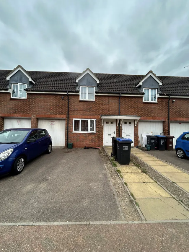 Tiger Moth Way, Hatfield, AL10, photo 1