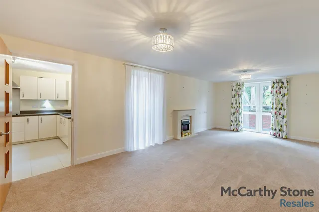 Filey Road, Scarborough, YO11, photo 3