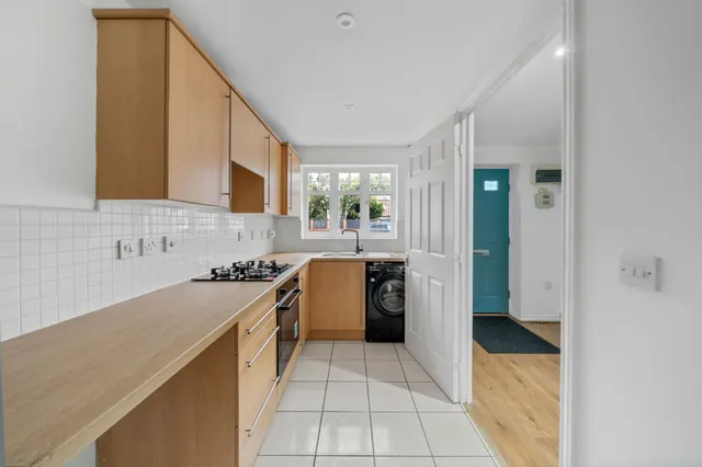 Crystal Close, Platt Bridge, WN2, photo 3