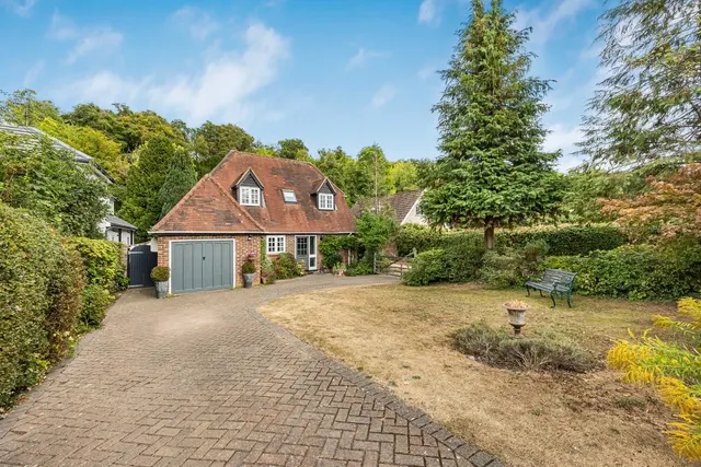 Marlow Bottom, Marlow, SL7 3PH, photo 1